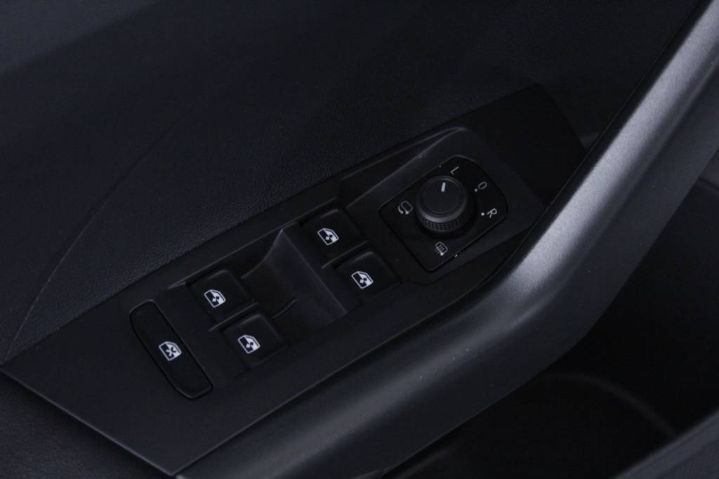 volkswagen-t-cross-2023-gasolina-999cc