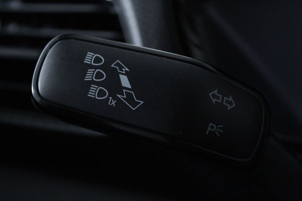 volkswagen-t-cross-2023-gasolina-999cc