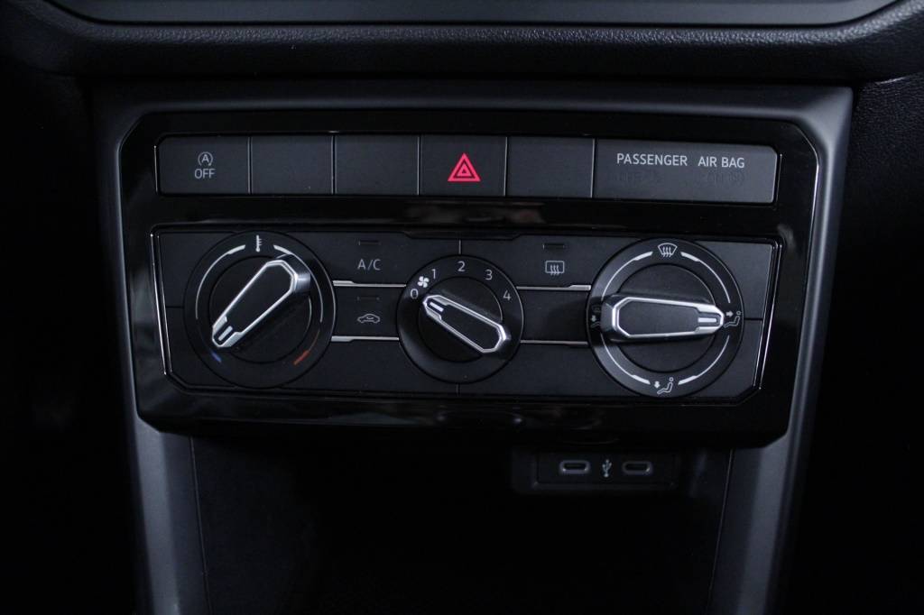 volkswagen-t-cross-2023-gasolina-999cc