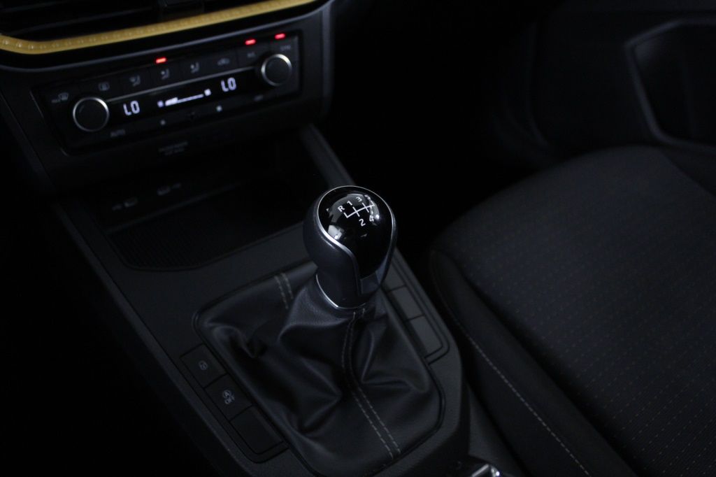seat-ibiza-2024-gasolina-999cc