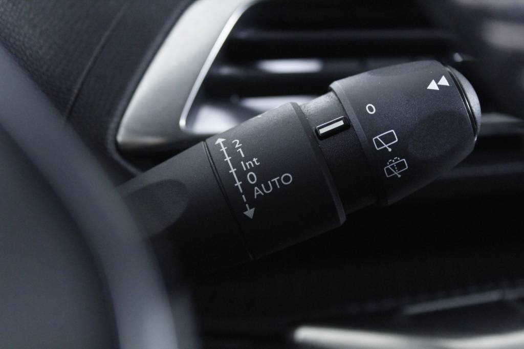 peugeot-3008-2022-diesel-1499cc