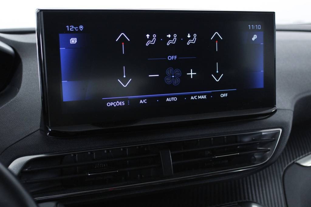 peugeot-3008-2022-diesel-1499cc