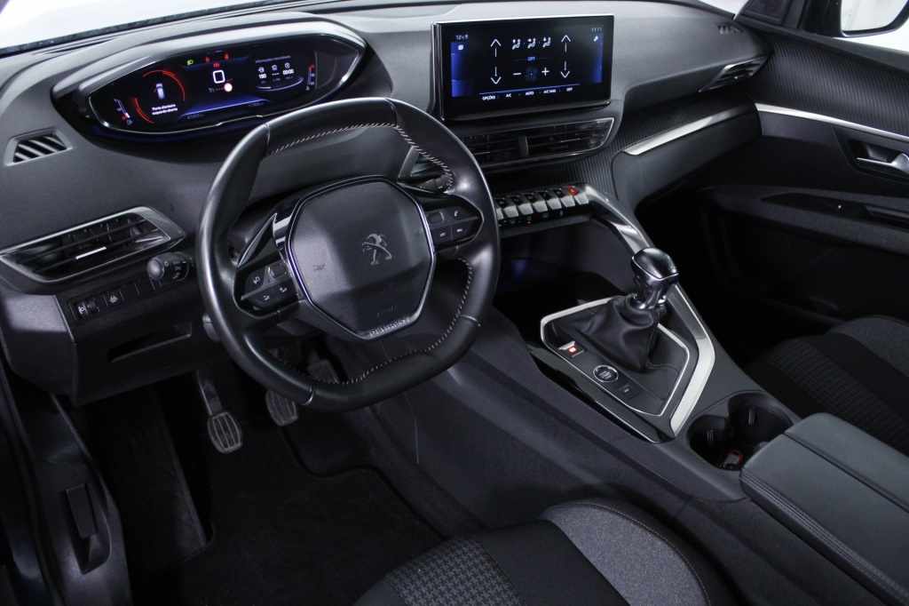 peugeot-3008-2022-diesel-1499cc