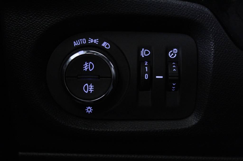opel-corsa-2024-gasolina-1199cc