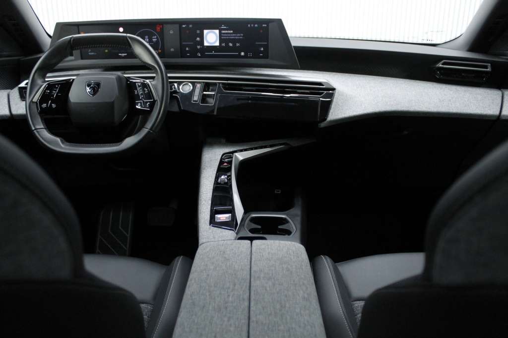 peugeot-3008-2025-hibrido-1199cc