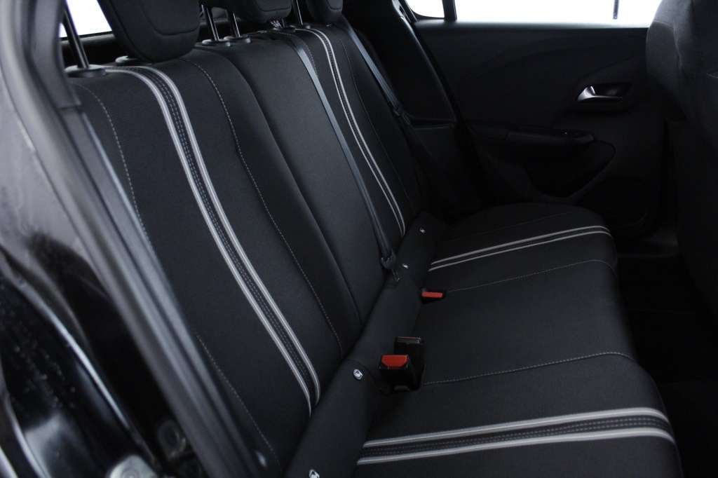 opel-corsa-2024-gasolina-1199cc