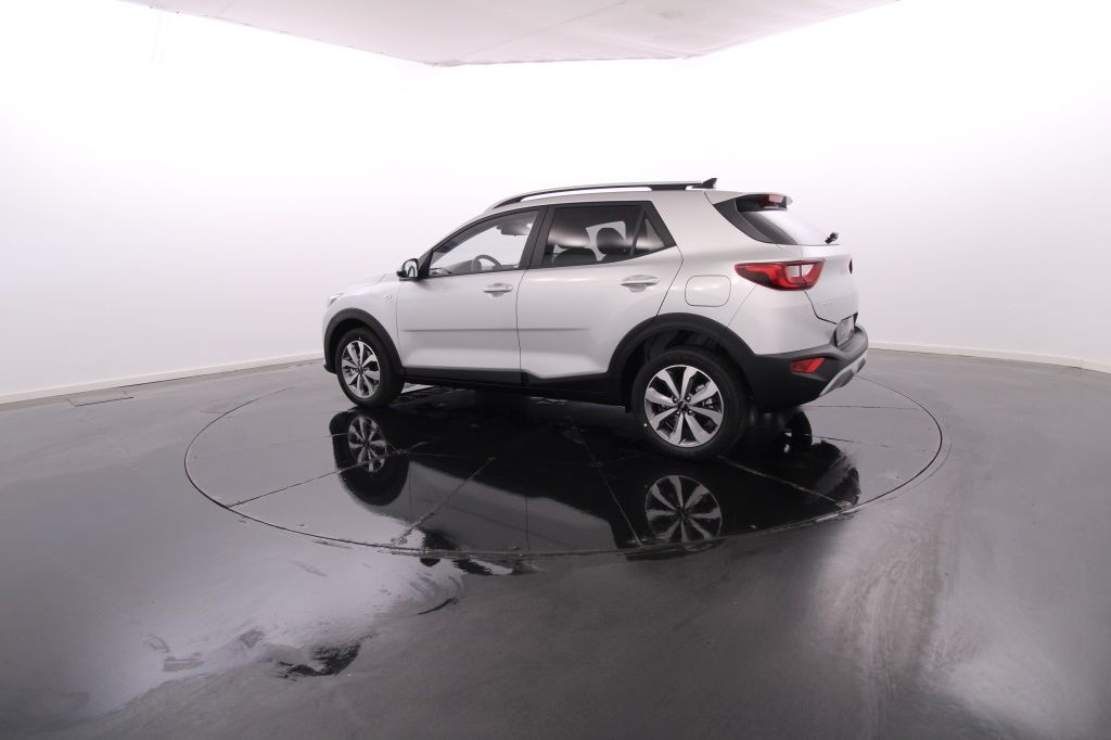 kia-stonic-2024-gasolina-1197cc