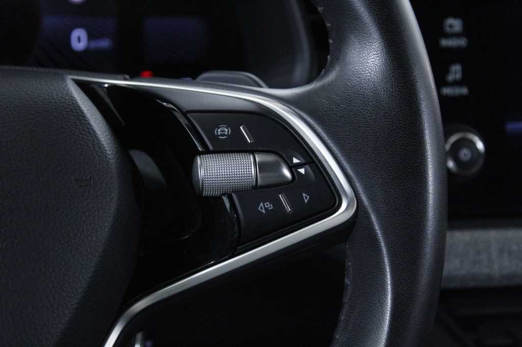 skoda-scala-2024-gasolina-999cc