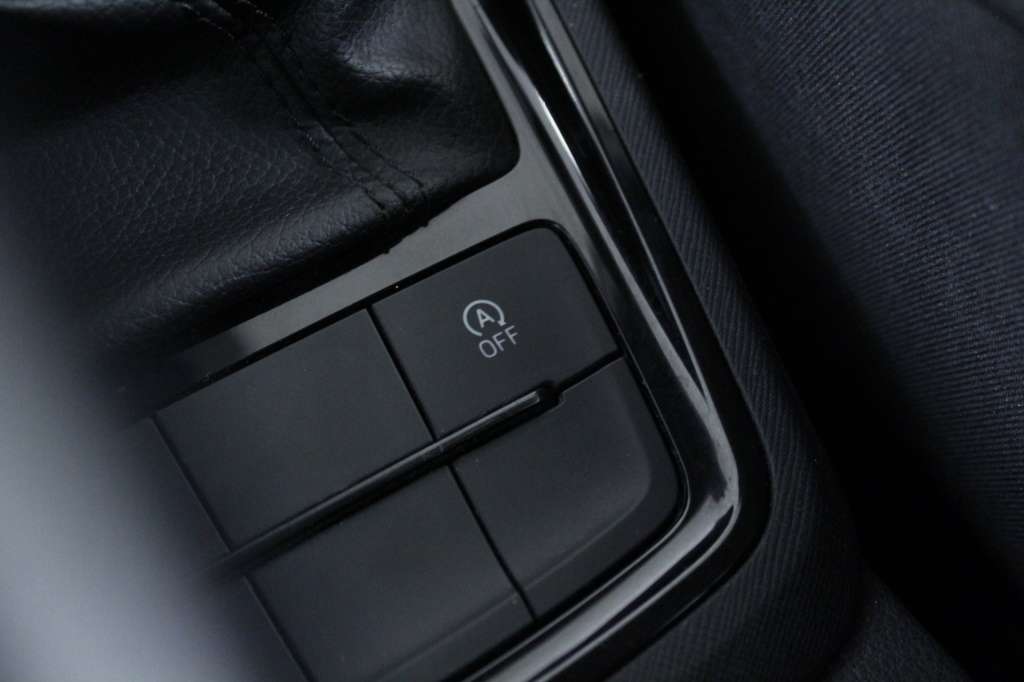 skoda-scala-2024-gasolina-999cc