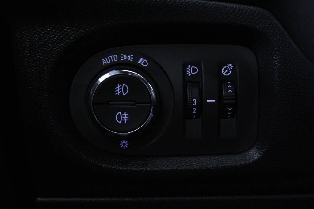 opel-corsa-2024-gasolina-1199cc