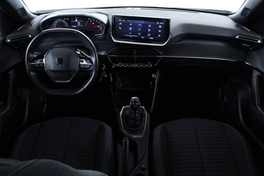peugeot-2008-2024-gasolina-1199cc