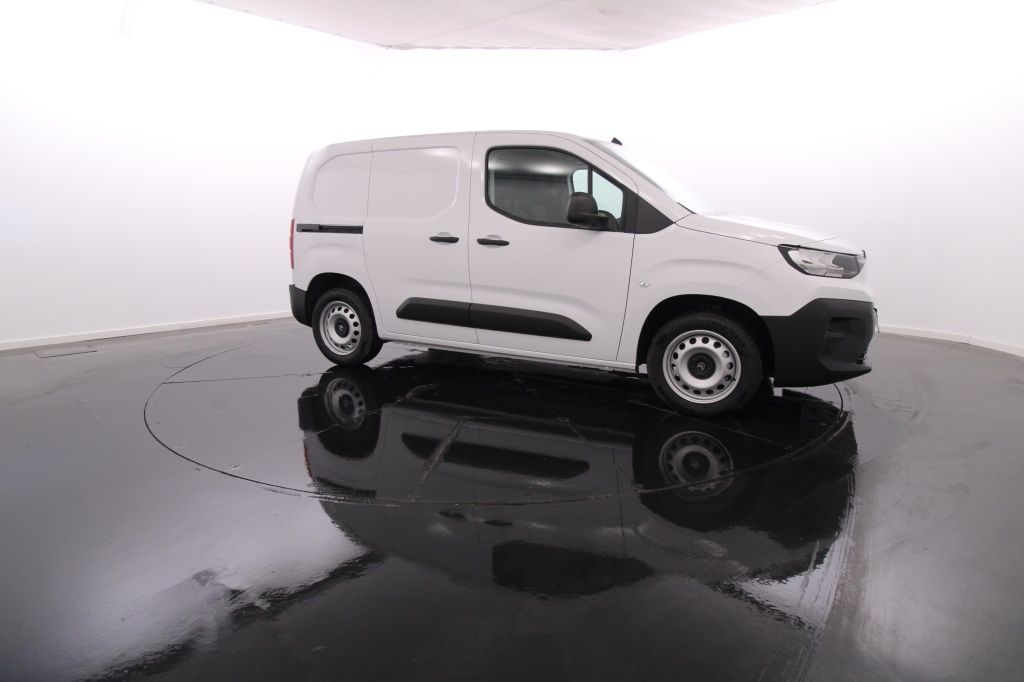 citroen-berlingo-2024-diesel-1499cc