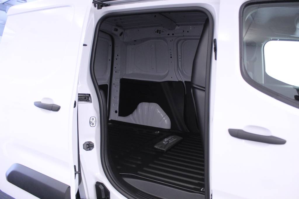citroen-berlingo-2024-diesel-1499cc