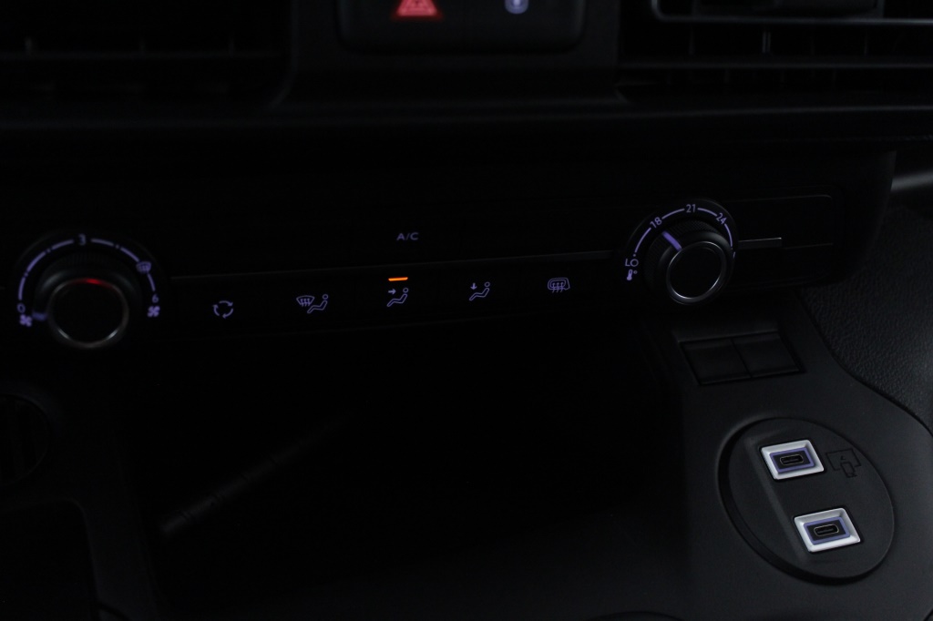 citroen-berlingo-2024-diesel-1499cc