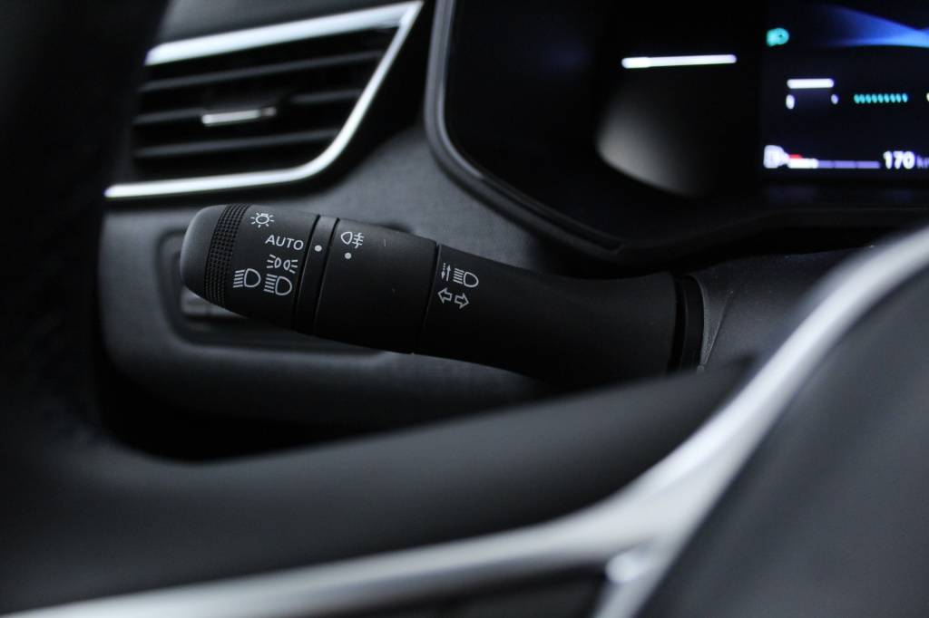 mitsubishi-colt-2024-gasolina-999cc