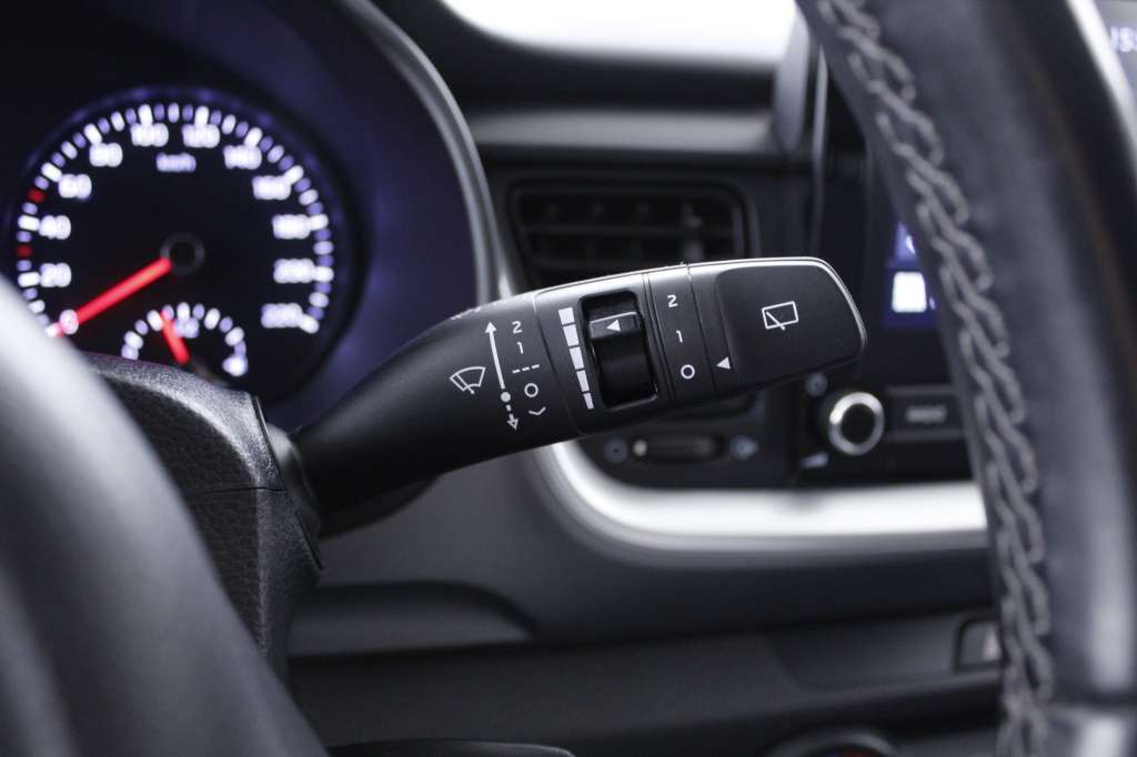 kia-stonic-2022-gasolina-1197cc