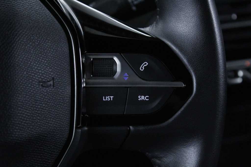 peugeot-2008-2025-gasolina-1199cc