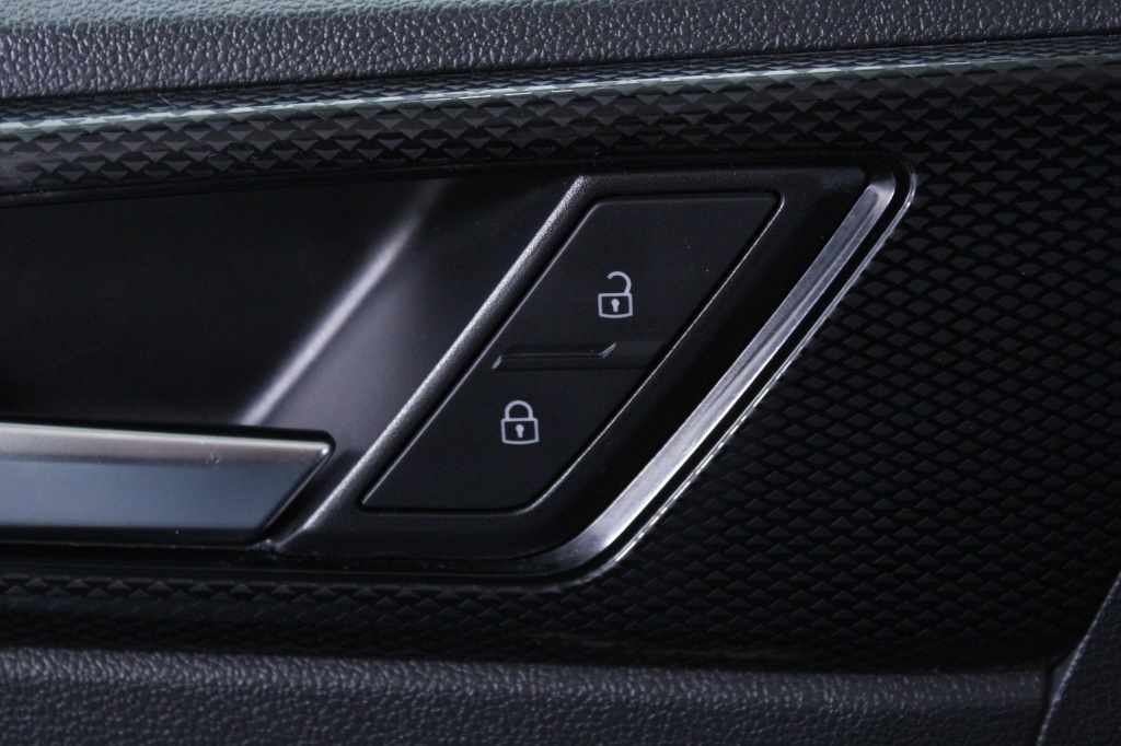 volkswagen-taigo-2024-gasolina-999cc