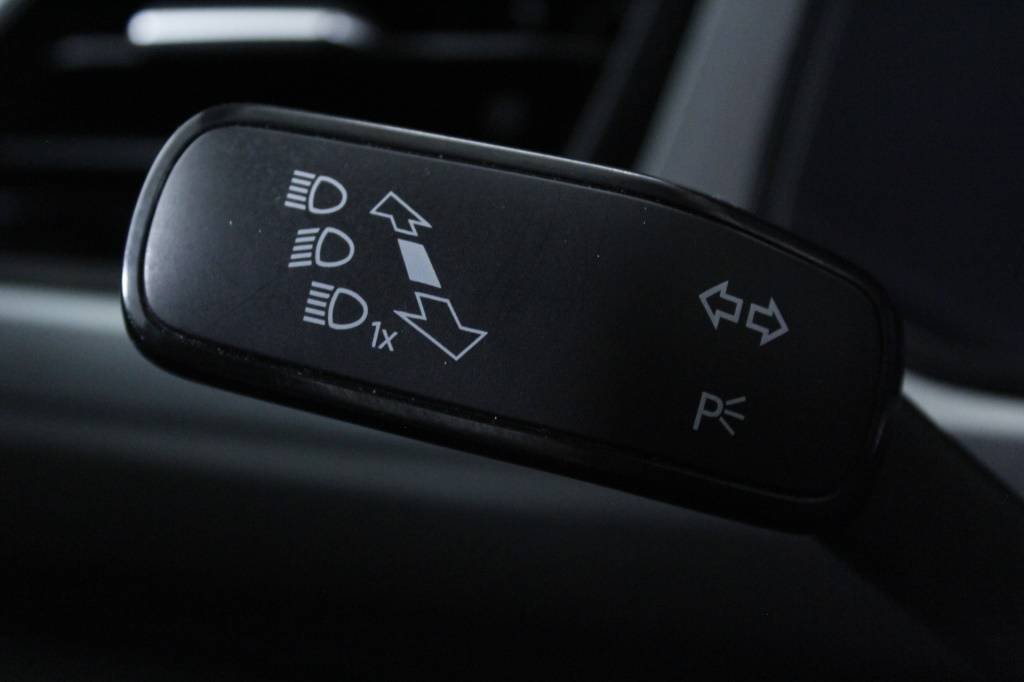 volkswagen-t-roc-2024-gasolina-999cc