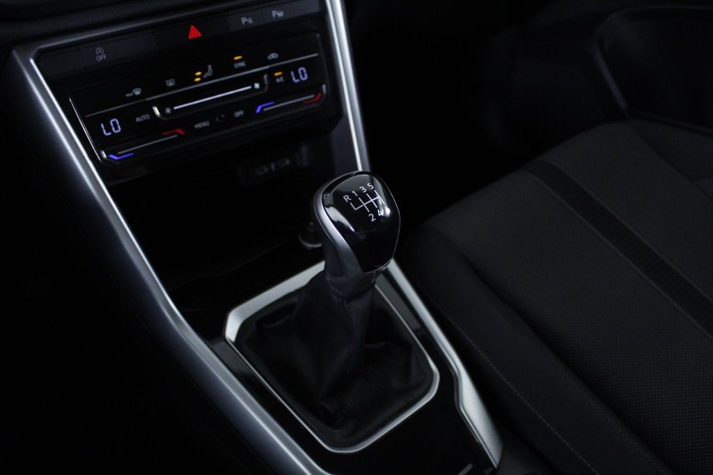 volkswagen-t-roc-2024-gasolina-999cc