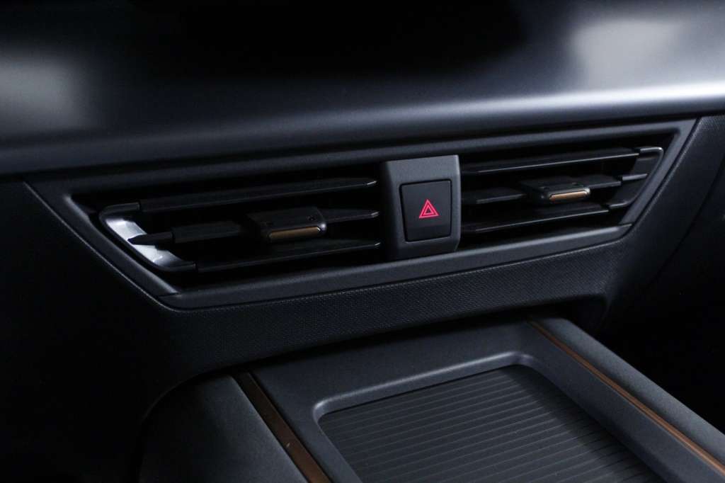cupra-born-2024-eletrico-1cc