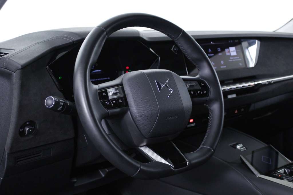 ds-ds-4-2025-hibrido-1199cc