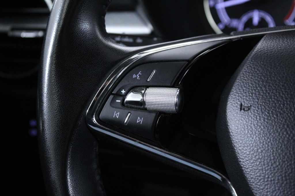 skoda-fabia-2023-gasolina-999cc