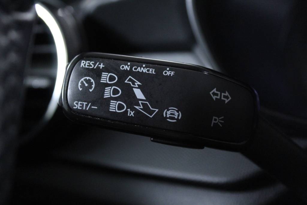 skoda-fabia-2023-gasolina-999cc