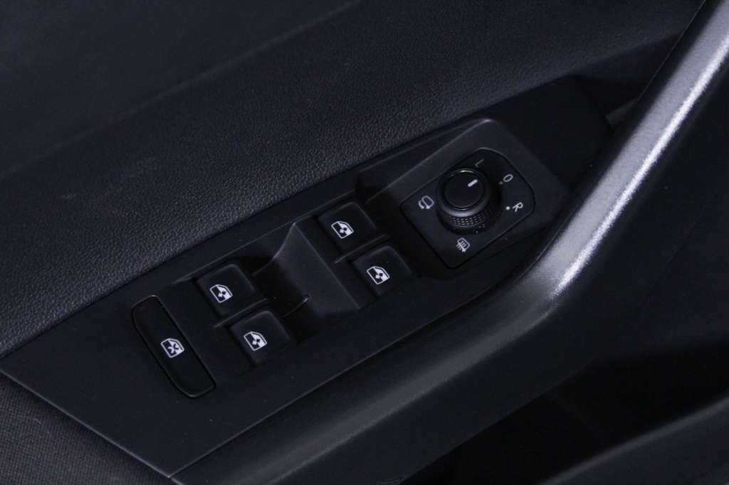 volkswagen-taigo-2025-gasolina-999cc