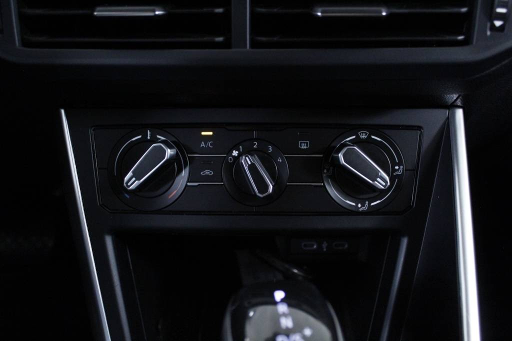 volkswagen-taigo-2025-gasolina-999cc