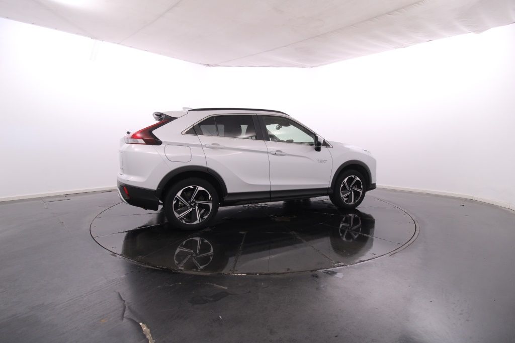 mitsubishi-eclipse-cross-2024-hibrido-2360cc