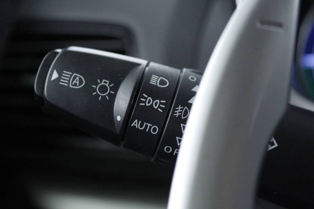 mitsubishi-eclipse-cross-2024-hibrido-2360cc