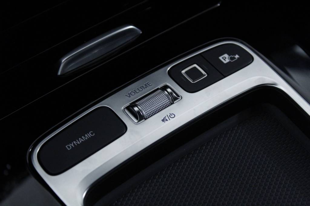 mercedes-benz-classe-a-2024-hibrido-1332cc