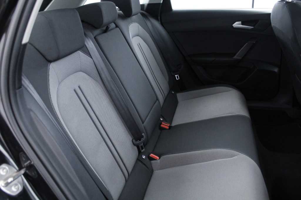 seat-leon-st-2024-gasolina-999cc