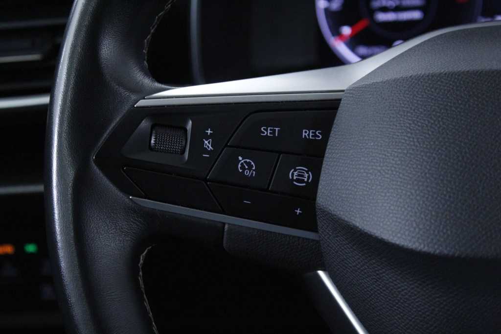seat-leon-st-2024-gasolina-999cc