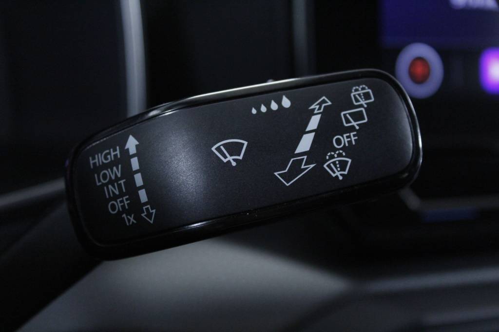 seat-leon-st-2024-gasolina-999cc
