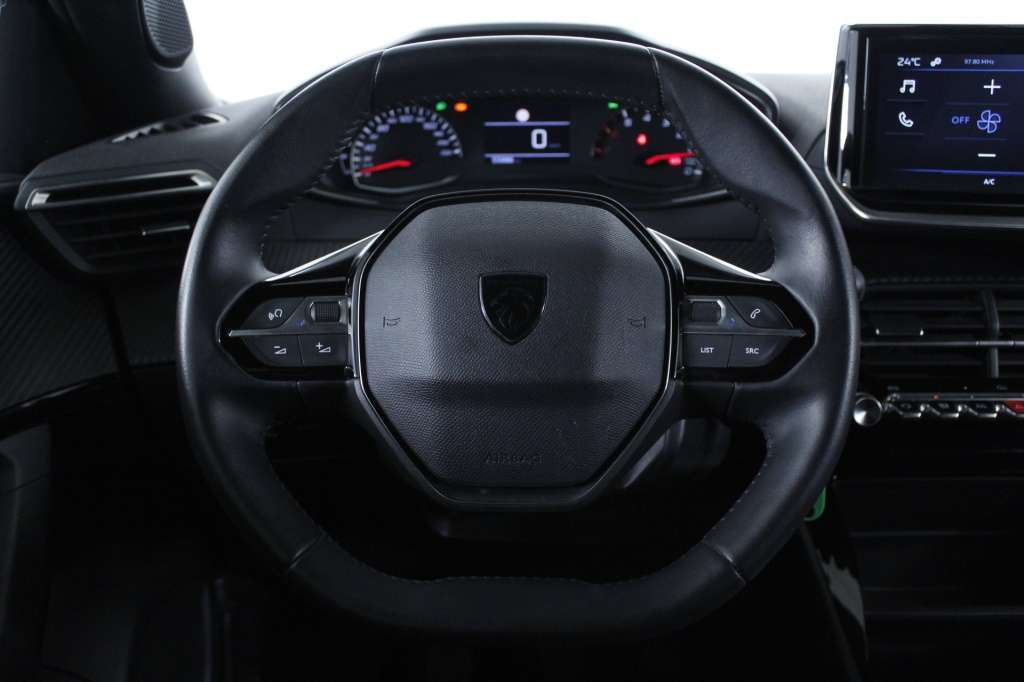 peugeot-2008-2024-gasolina-1199cc