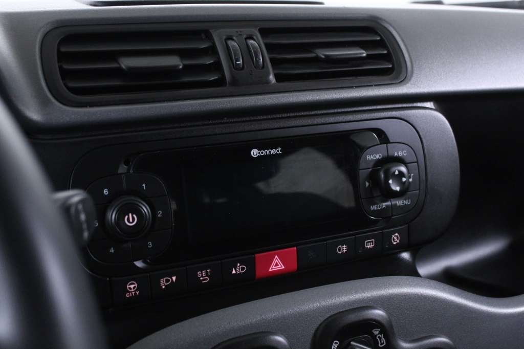 fiat-panda-2022-hibrido-999cc