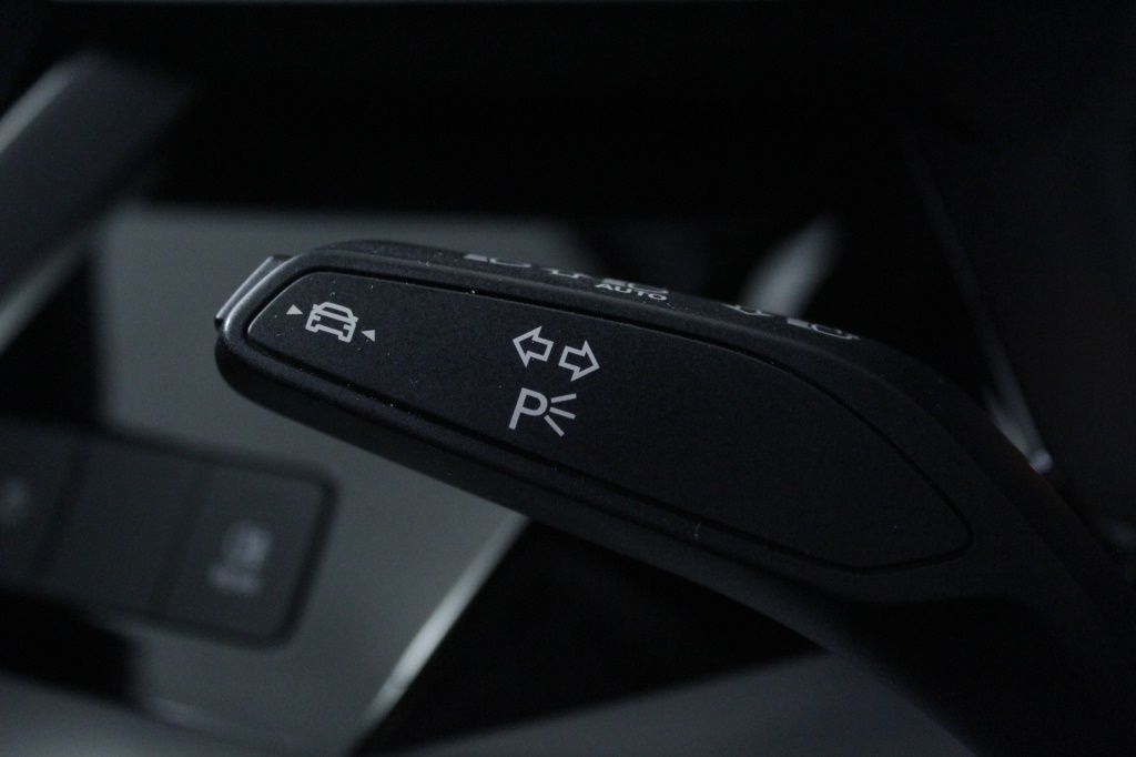 audi-a3-sportback-2024-hibrido-999cc