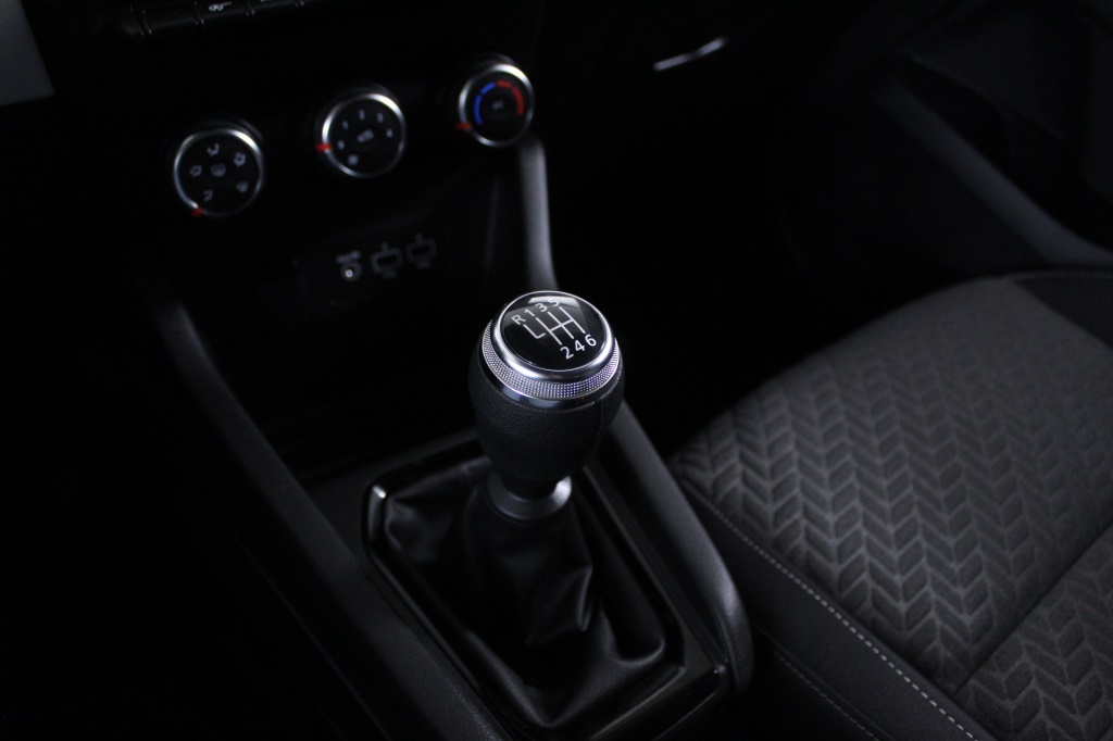 renault-clio-2023-gasolina-999cc