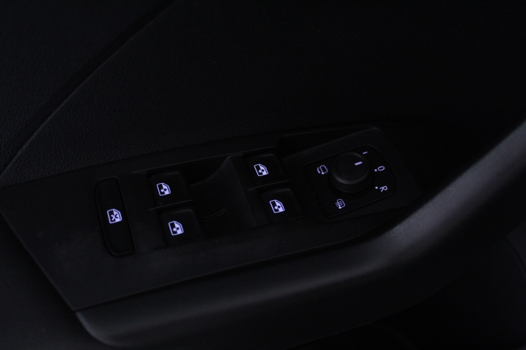 volkswagen-t-cross-2023-gasolina-999cc