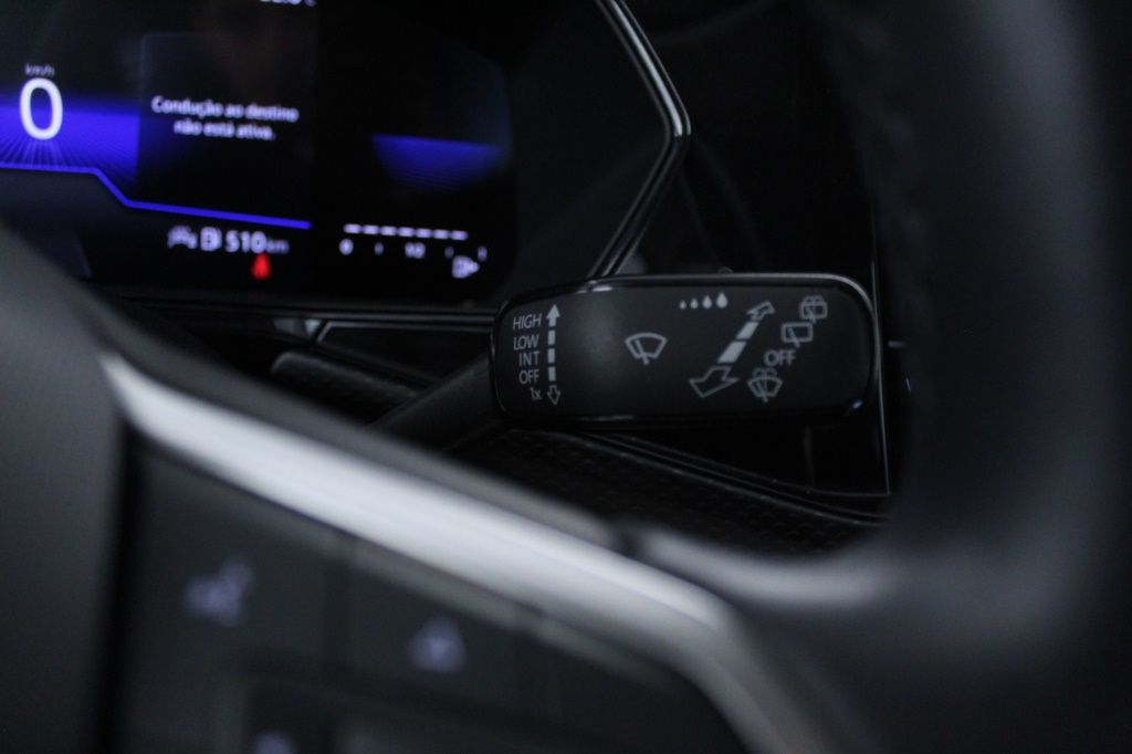 volkswagen-t-cross-2023-gasolina-999cc