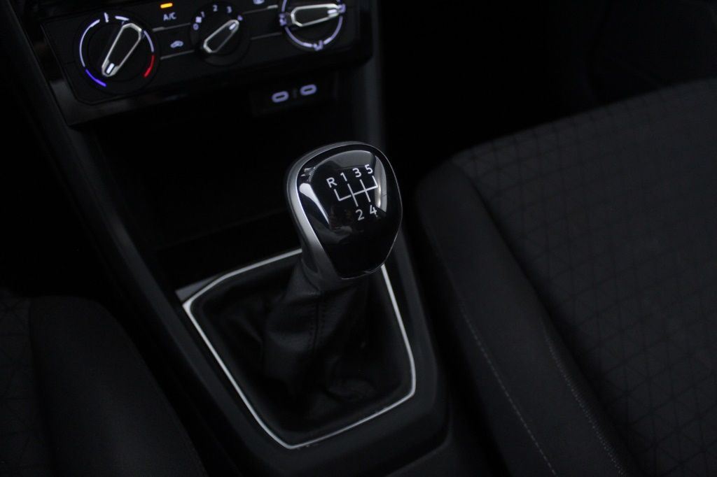 volkswagen-t-cross-2023-gasolina-999cc