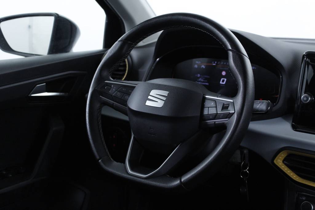 seat-arona-2024-gasolina-999cc