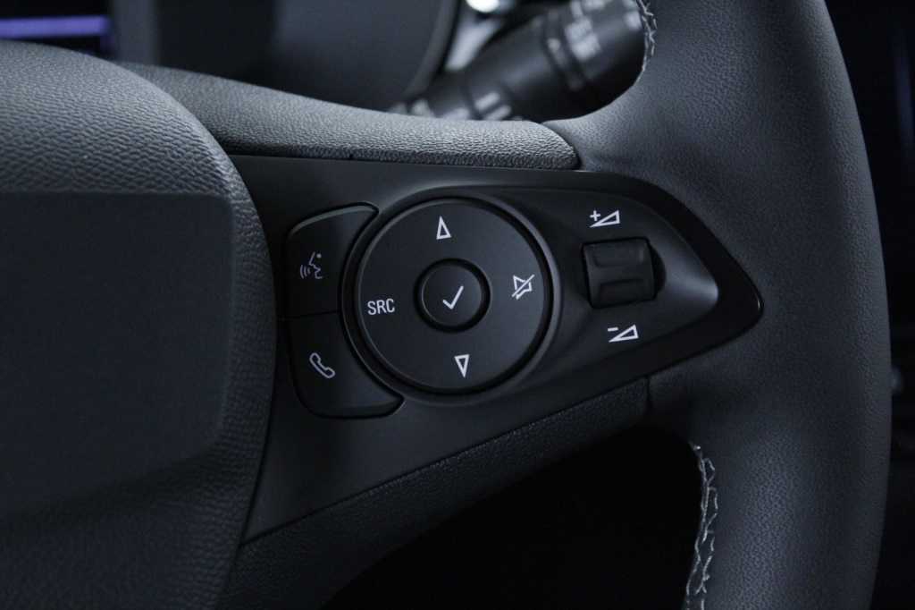 opel-corsa-2024-eletrico-1cc