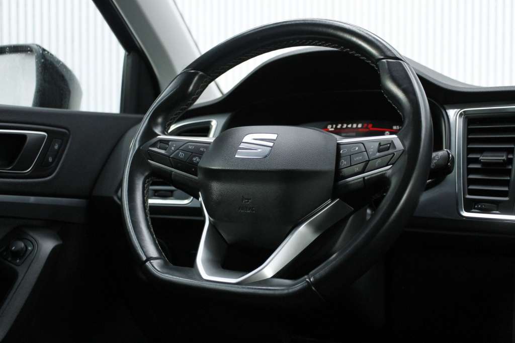 seat-ateca-2023-gasolina-999cc