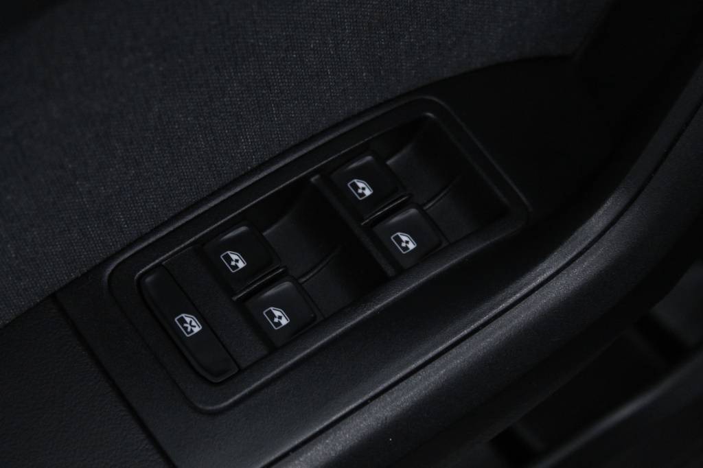 seat-ateca-2023-gasolina-999cc