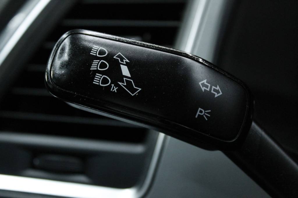 seat-ateca-2023-gasolina-999cc