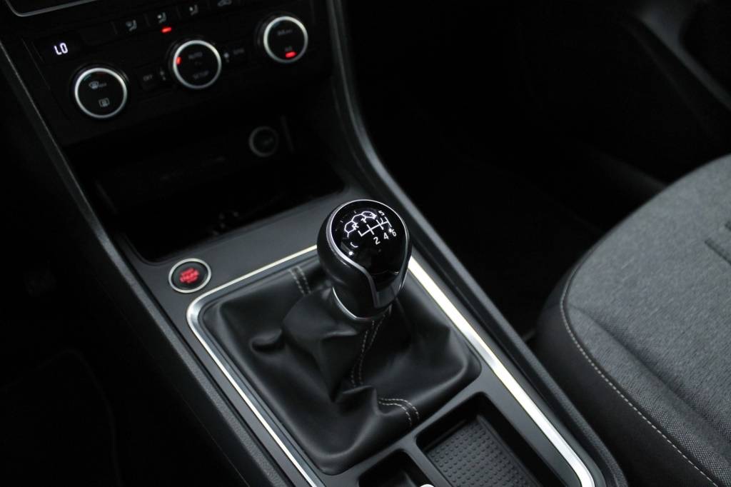 seat-ateca-2023-gasolina-999cc