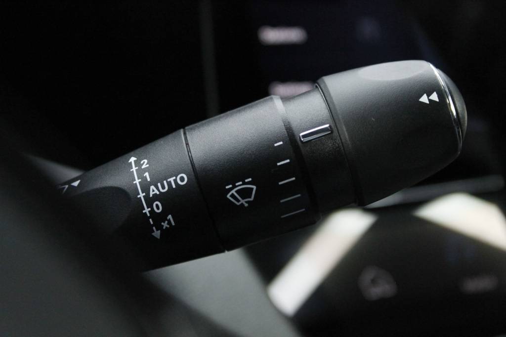 peugeot-408-2024-gasolina-1199cc